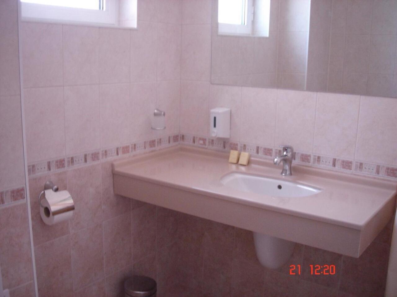 פרימורסקו Diamond Hotel מראה חיצוני תמונה