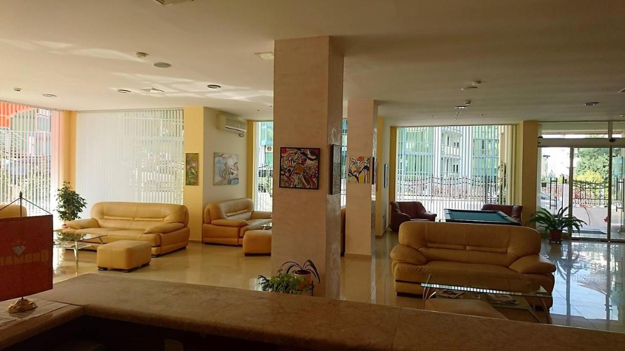 פרימורסקו Diamond Hotel מראה חיצוני תמונה